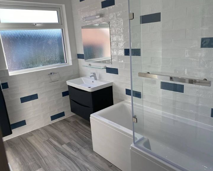 modern-bathroom-installation-portsmouth-720x576px
